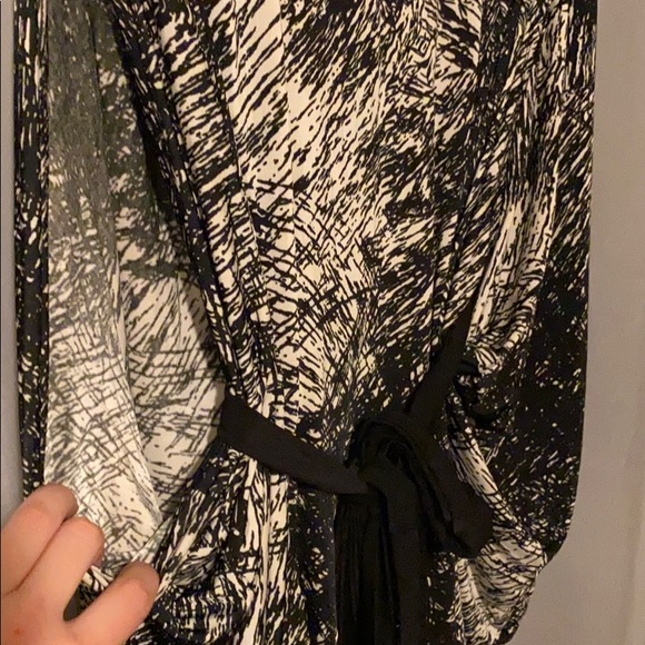 Dots Plus Size Flowy Shirt - Picture 6 of 10